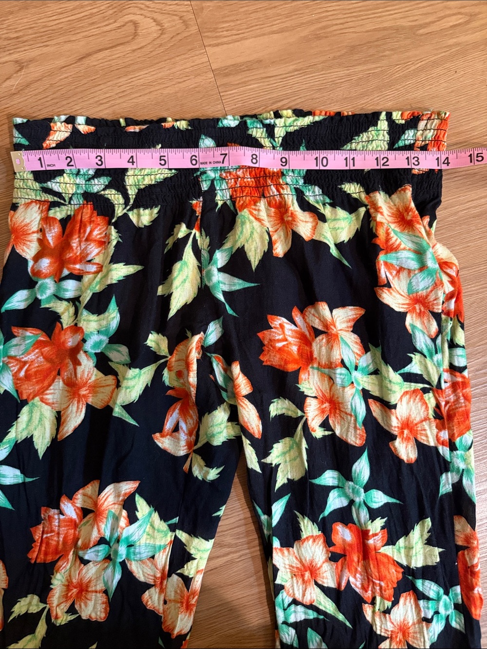 Rip Curl Black Pants with Orange & Green Tropical Print - Picture 2 of 4